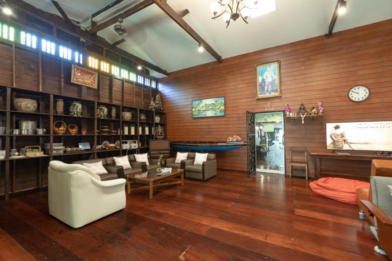 Reuan Vilawan Ratchaburi Exterior photo