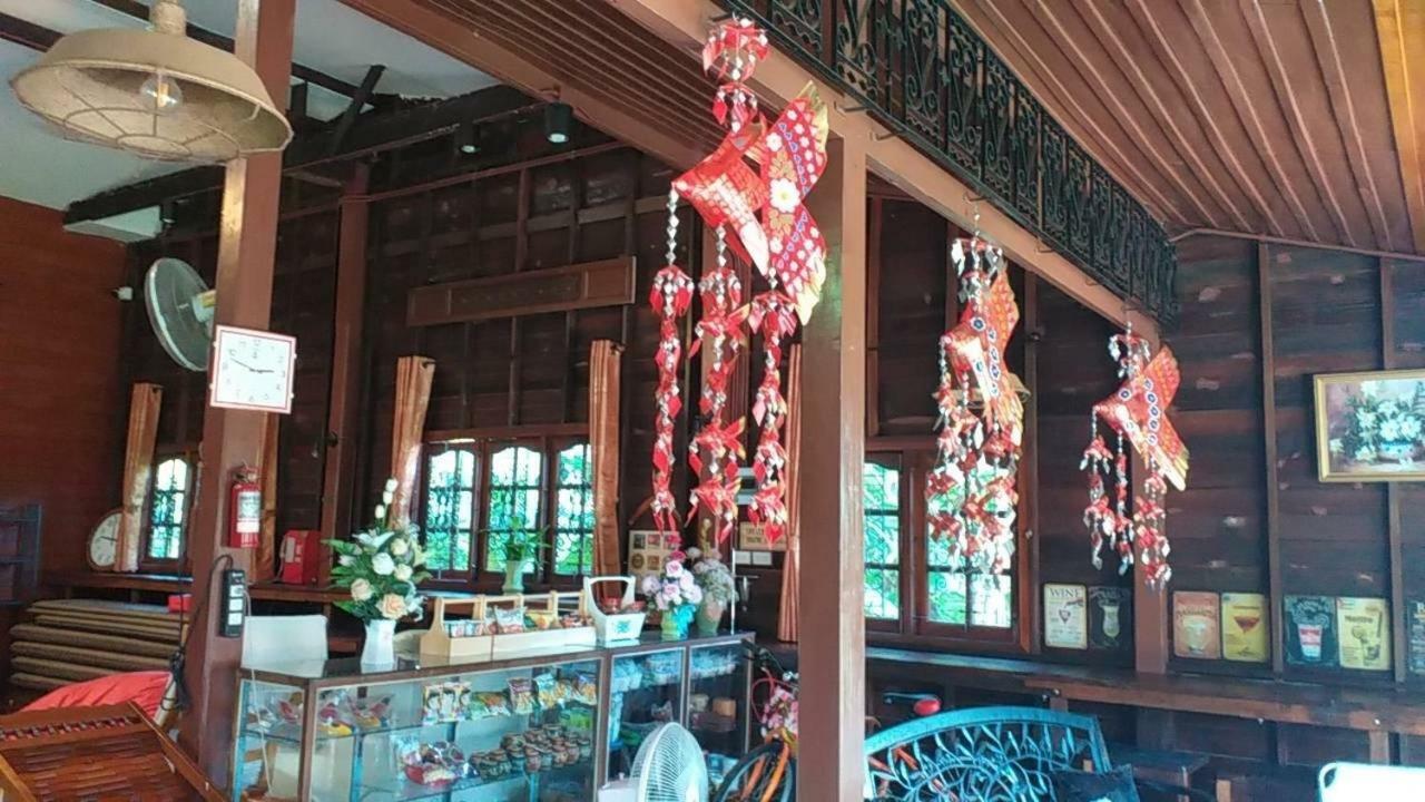 Reuan Vilawan Ratchaburi Exterior photo
